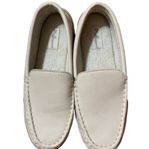 NWOT My Slippers Cream Leather Slip On Loafers Size 9